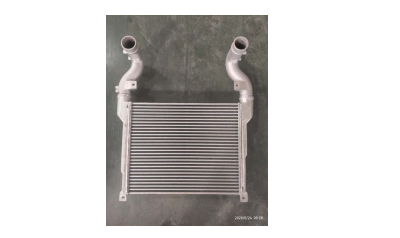 SRTI-NS001 NISSAN UD NISSAN QUESTER INTERCOOLER
